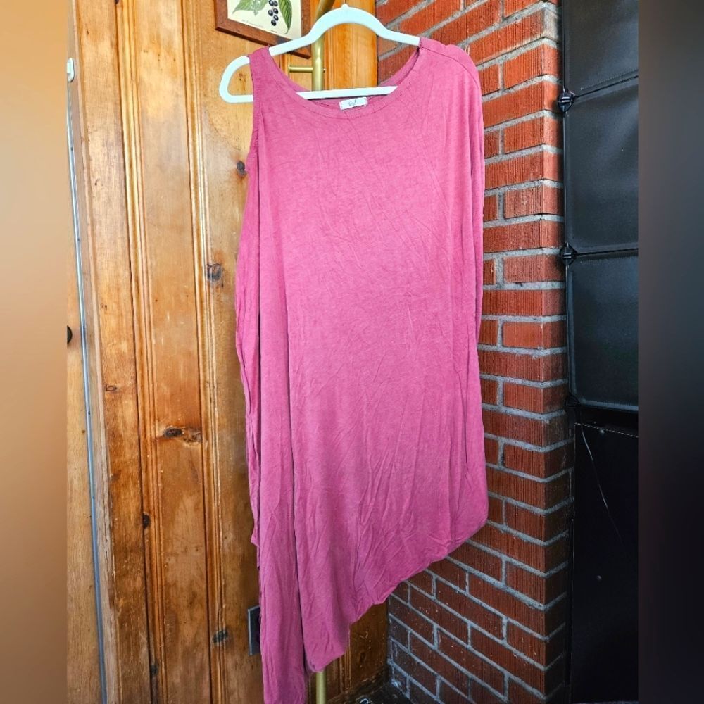Easel Asymmetrical Tunic